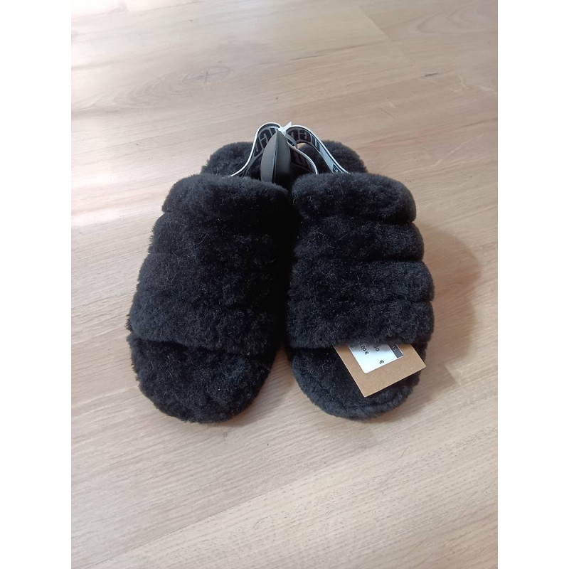 MULES FOURREES UGG NOIRES