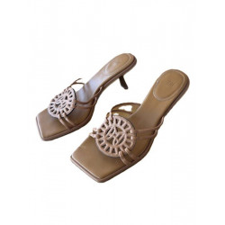 HM SANDALE 38
