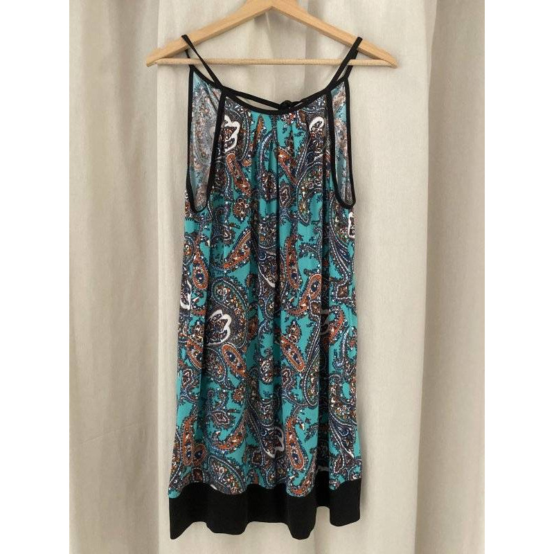 ROBE VERTE ET NOIRE